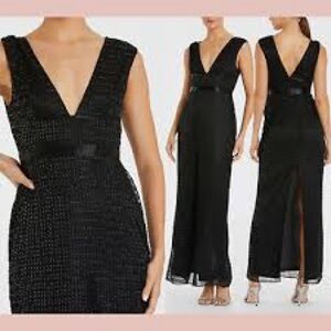 Mac Duggal beaded column gown. NWT. Asking. $200. Size: 4.